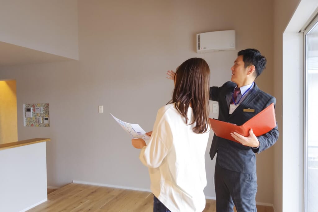 Apartment visit with real estate agent